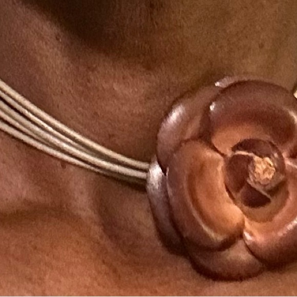 Interchangeable Leather look Choker broach necklace - Picture 2 of 10